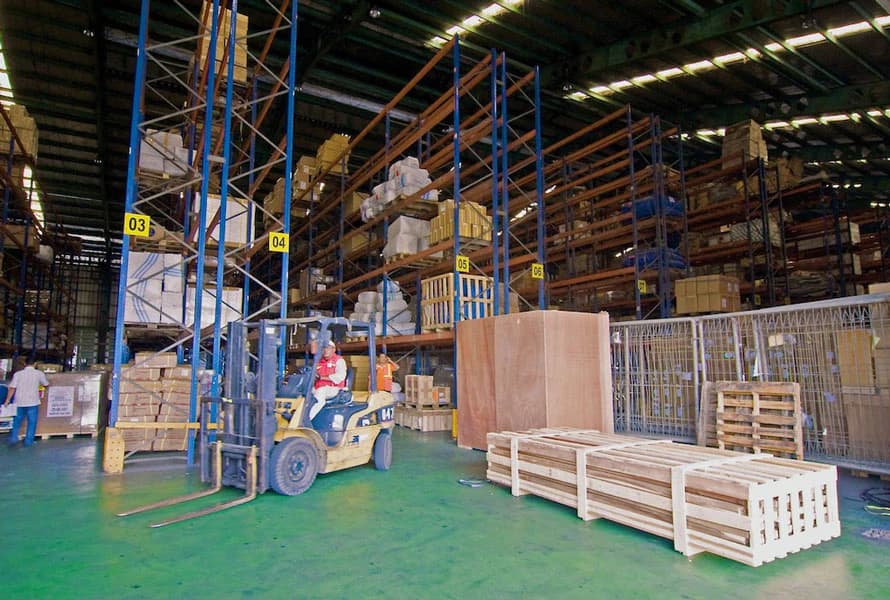 Navigating Forklift Operations: Understanding Hazards and Compliance With OSHA Regulations